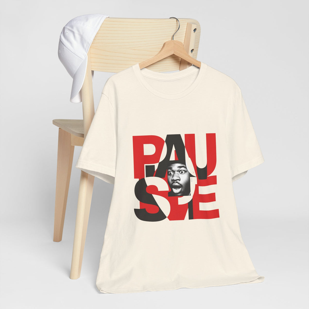 Pause - Typographic
