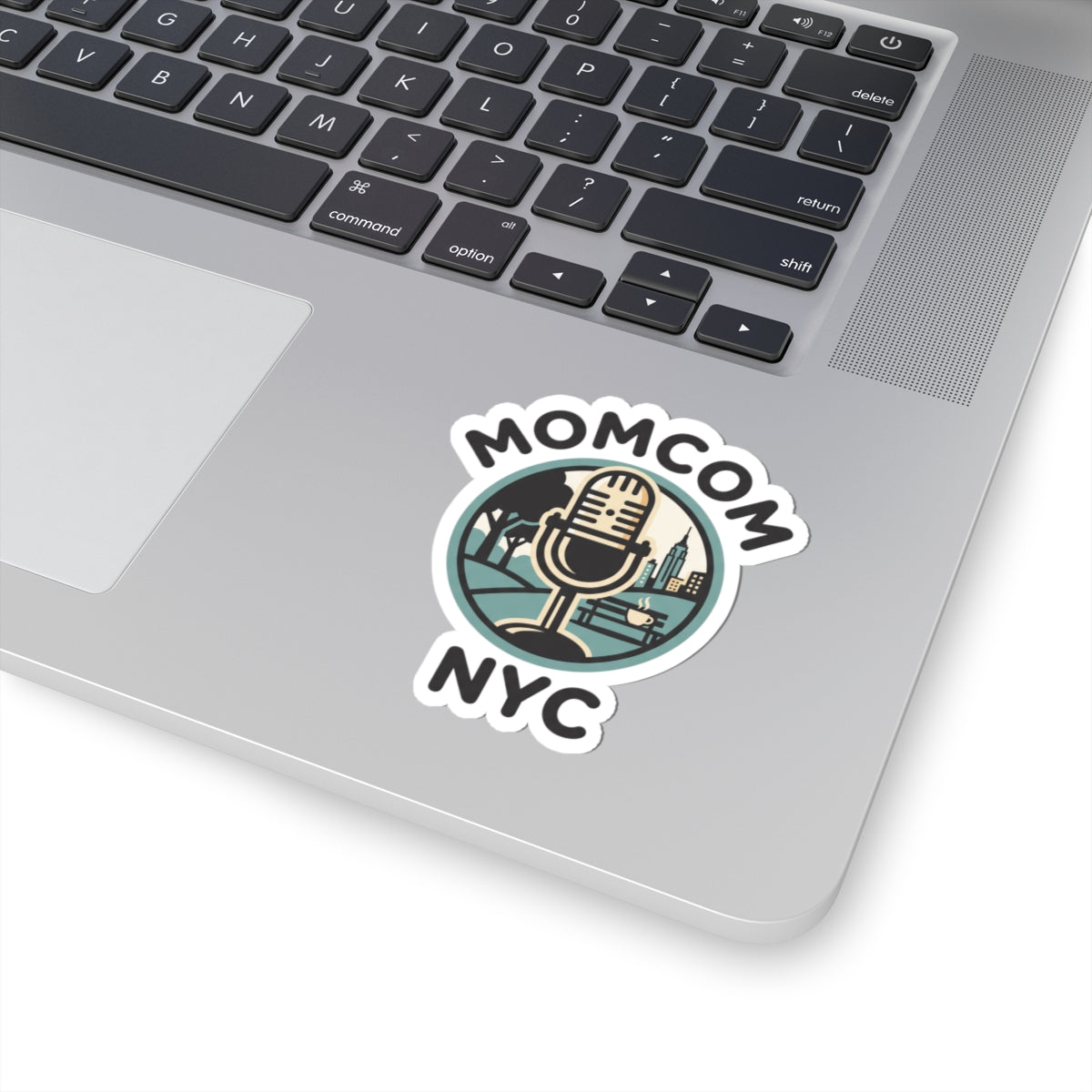 MOMCOM NYC