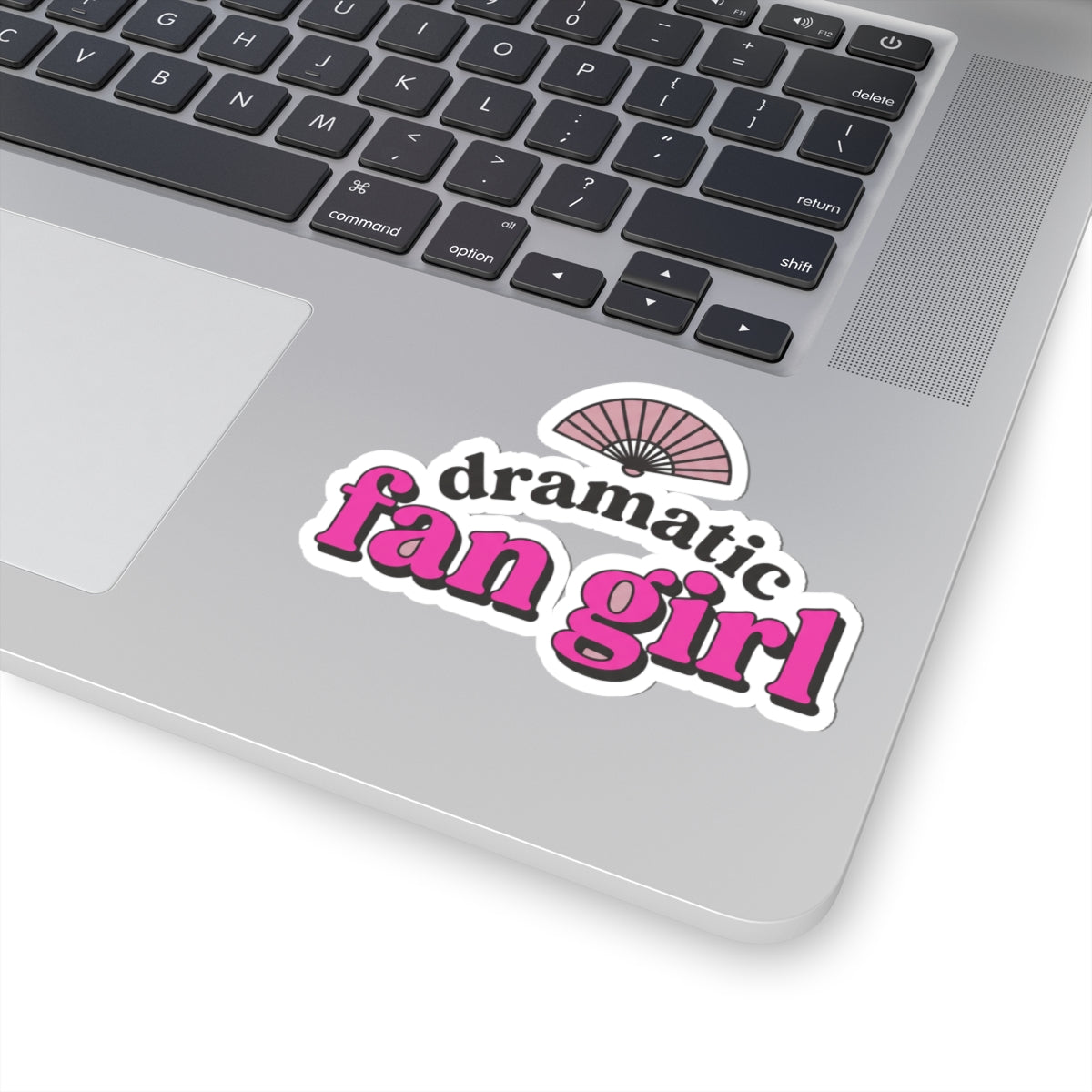 dramatic fan girl